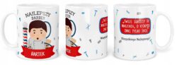 Personalizowany kubek dla barbera z ilustracją i napisem Najlepszy Barber Bartek oraz cytatem motywacyjnym