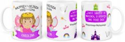 Kubek dla dziewczynki z napisem Najpiękniejsza Księżniczka i imieniem Karolina oraz kolorową grafiką księżniczki i motywów bajkowych