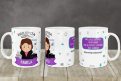 Kubek personalizowany dla szefowej Kamili z napisem Najlepsza Szefowa i ilustracją kobiety biurowej