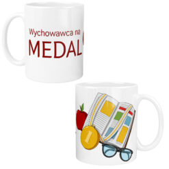 Kubek z napisem Wychowawca na medal i grafiką medalu, jabłka, książki oraz okularów