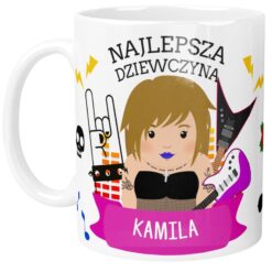 Rockowy kubek dla dziewczyny z napisem Najlepsza Dziewczyna Kamila i grafiką dziewczyny z gitarą