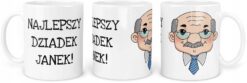Biały kubek z napisem Najlepszy Dziadek Janek i ilustracją starszego mężczyzny z okularami