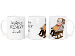 Kubek z napisem Najlepszy Dziadek Janek oraz grafiką dziadka na bujanym fotelu