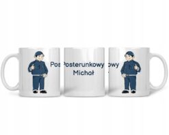 Kubek z nadrukiem policjanta i napisem Posterunkowy Michał widziany z trzech stron