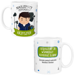Biały kubek dla fotografa z personalizowanym nadrukiem imienia Krzysztof i podziękowaniem za reportaż ślubny